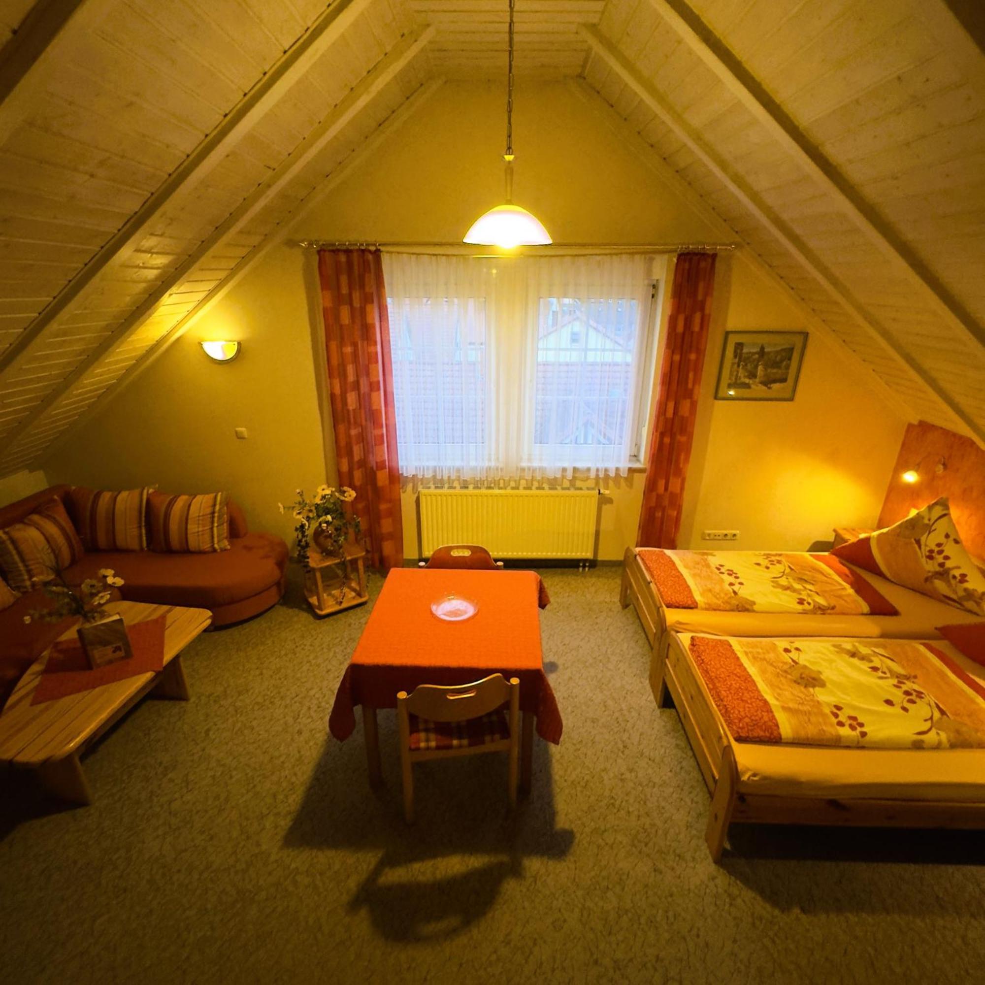 Pension Goeppner Salz (Rhon-Grabfeld) Exterior foto